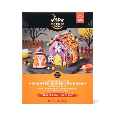Halloween Dog House with Gingerbread Flavor Dog Treats - Hyde and EEK! Boutique™ 13.5oz