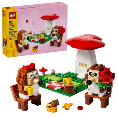 LEGO Hedgehog Picnic Date Animal Building Toy 40711